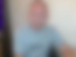Live cam show with JohanBarker - Chubby on Camming Site
