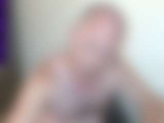 Live cam show with JohanBarker - Chubby on sexylive.show