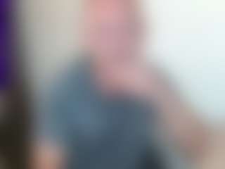 Live cam show with JohanBarker - Chubby on Mixed Magazine Live