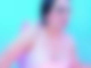 Live cam show with Aisha-Sanzz - Tease on Camsoda