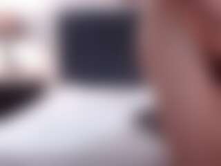 Clara-N-Liam's Live Sex Cam Show