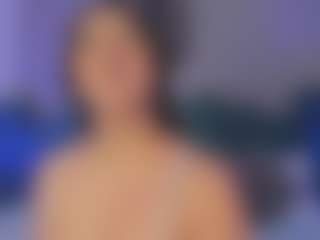 Live cam show with Kathia Hot - Bikini on intimatelivegirls.com