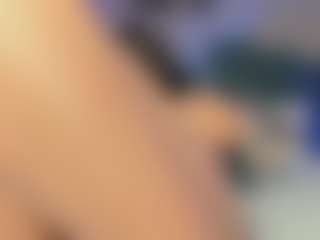 Live cam show with Kathia Hot - Handjob on Soda Cam