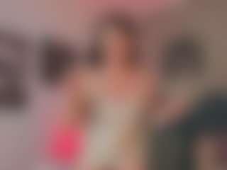 Live cam show with Kathia Hot - Nipple Piercings on madthumbs