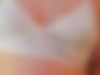 Live cam show with Kathia Hot - Camel Toe on TastyBlacksLive