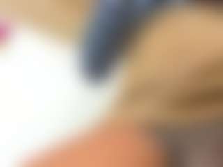 HUGE_COCKHOT's Live Sex Cam Show