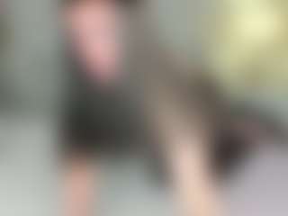 Live cam show with valeriasecret - White on SmokeAndPoke | united states