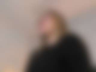 Live cam show with Curvy Misha - Oil on camtv