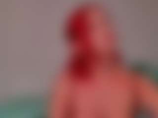 Live cam show with BewitchingEva - Green Eyes on SxyPornLive