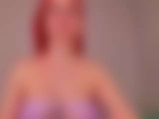 Live cam show with BewitchingEva - Striptease on Camiplay Live