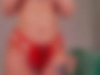 Live cam show with BewitchingEva - Small Tits on nudelive.tv