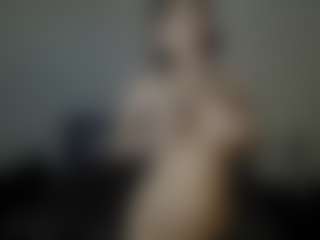 Iza Lim's Live Sex Cam Show