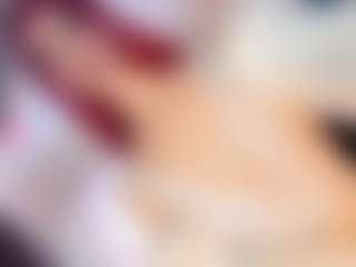 Live cam show with luciarazavi - Tease on StripNow