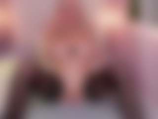 Live cam show with ScarlettMai - Belly on UwU Esports