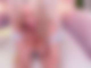 Live cam show with ScarlettMai - Belly on Camsoda