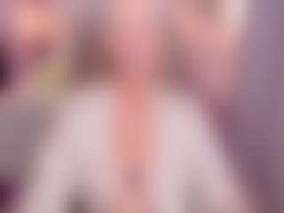Live cam show with ScarlettMai - Belly on Camsoda