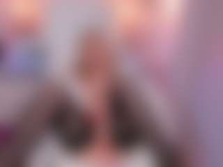 Live cam show with ScarlettMai - Belly on livesuperchat.net