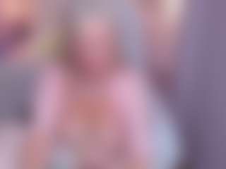 Live cam show with ScarlettMai - Yoga MILF on Camming Site