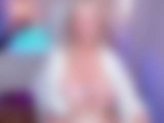 Live cam show with ScarlettMai - Yoga MILF on StripNow