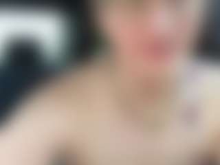 Live cam show with adafontaine18 - Virgin on SquirtSoMuch