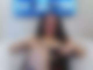 Live cam show with adafontaine18 - Twerk on crypto-cams