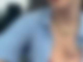 adafontaine18's Live Sex Cam Show