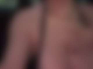 adafontaine18's Live Sex Cam Show