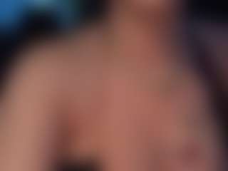 adafontaine18's Live Sex Cam Show