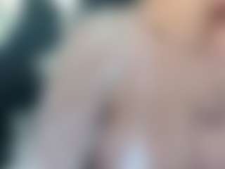 adafontaine18's Live Sex Cam Show