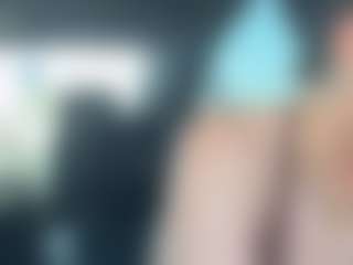 Live cam show with adafontaine18 - Virgin on SquirtSoMuch