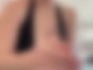 adafontaine18's Live Sex Cam Show