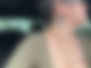 adafontaine18's Live Sex Cam Show