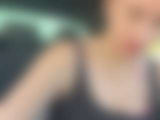 adafontaine18's Live Sex Cam Show