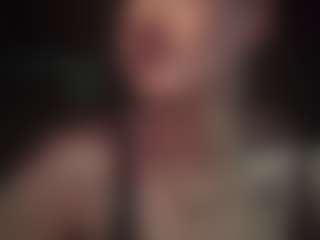 adafontaine18's Live Sex Cam Show