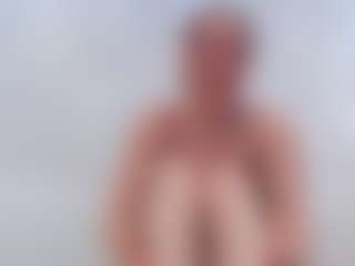 adafontaine18's Live Sex Cam Show