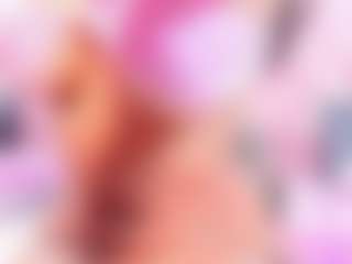 Live cam show with Zenda-Moretti - Facial on Fling VIP Chat