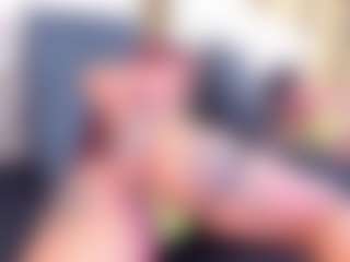 Live cam show with Zenda-Moretti - Thin on Camsoda
