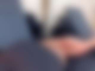 Live cam show with Zenda-Moretti - Facial Piercings on madthumbs
