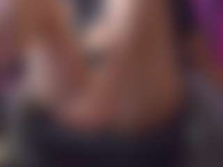 Live cam show with SellaShinee - Cbt on boobsie.com