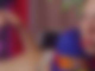 Live cam show with SellaShinee - Highheels on Milfs Live