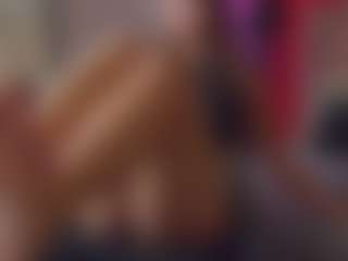Live cam show with SellaShinee - Stocking on Camming Site