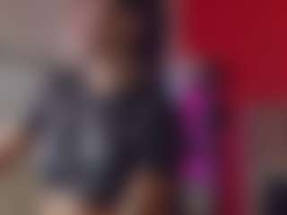 Show live cam dengan SellaShinee - Highheels di Camsoda