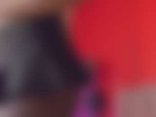 Live cam show with SellaShinee - Latex on xheatlive.com