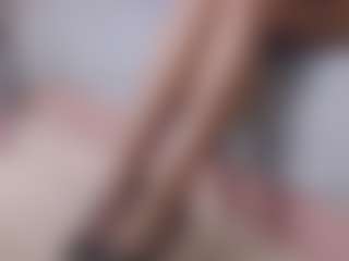 Live cam show with SellaShinee - Latex on TeamSkeetLive