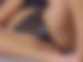 Live cam show with SellaShinee - Highheels on SinfulBabes