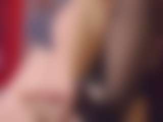 Live cam show with SellaShinee - Pantyhose on Camsoda