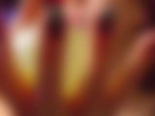 Live cam show with SellaShinee - Domina on Milfs Live