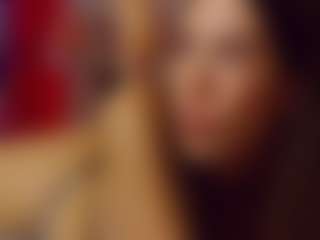 Live cam show with SellaShinee - Highheels on Dolls Live