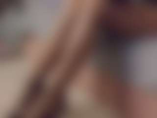 Live cam show with SellaShinee - Domina on xplaylive.com