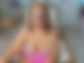 Live cam show with KarenHotMilf - Granny on Pornisteam.com